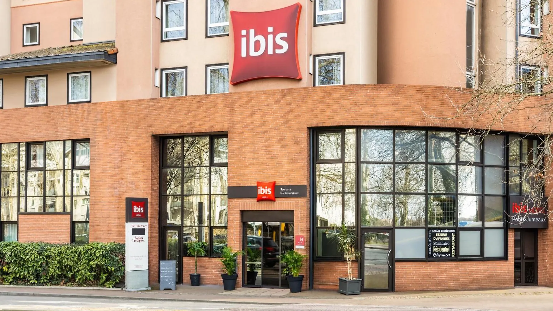 Hotel ibis Toulouse Pont Jumeaux 3*,